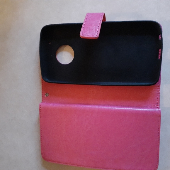 Phone case - Picture 3 of 3